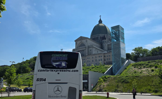 Bus Rental to Montréal