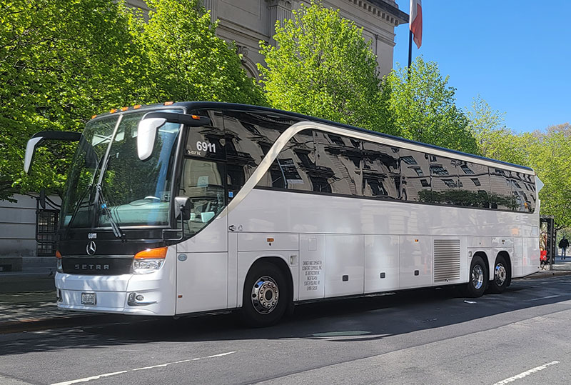 Bus company RentCharterBuses NY