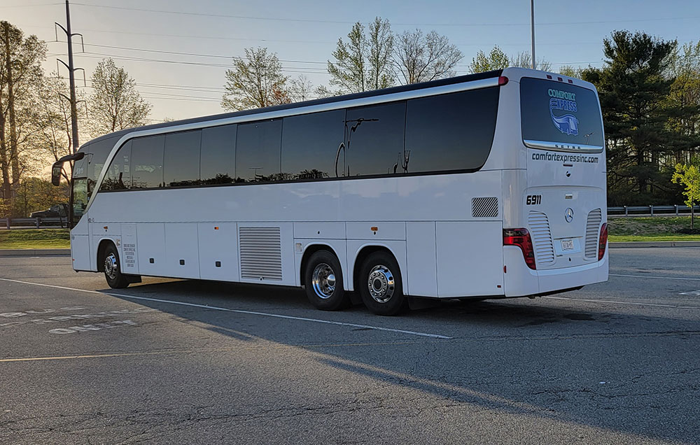 Bus to LEGOLAND New York